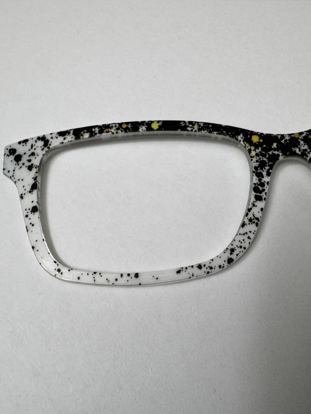 The Black & White Splatter - Otero - Top Frame